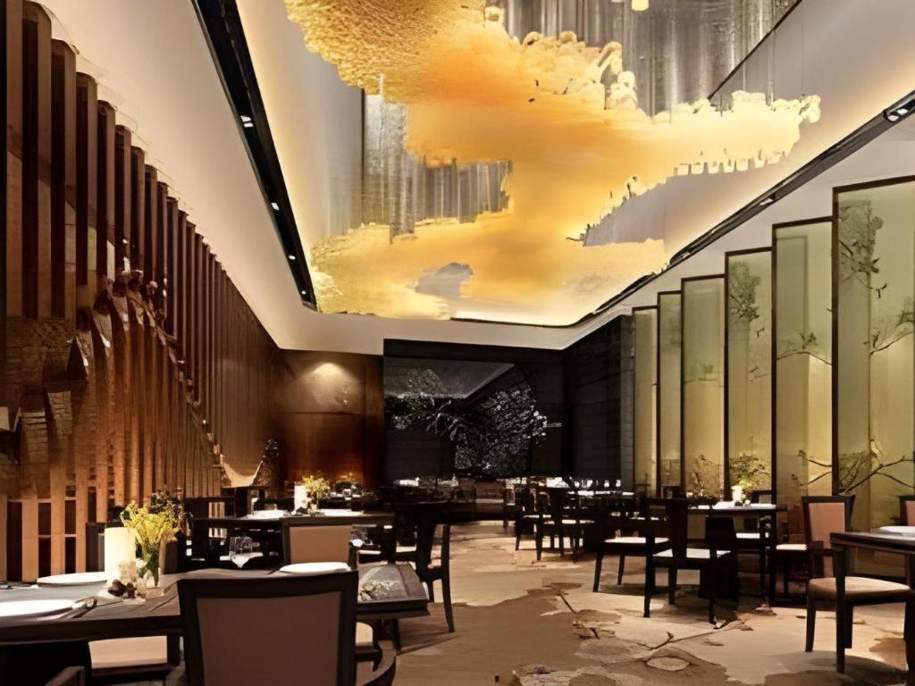Wyndham Grand Plaza Royale Huayu Chongqing Hotel Exterior foto
