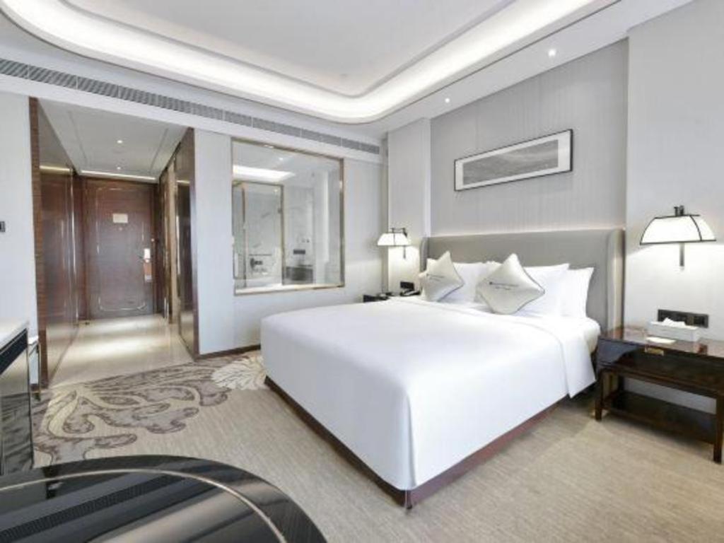Wyndham Grand Plaza Royale Huayu Chongqing Hotel Exterior foto