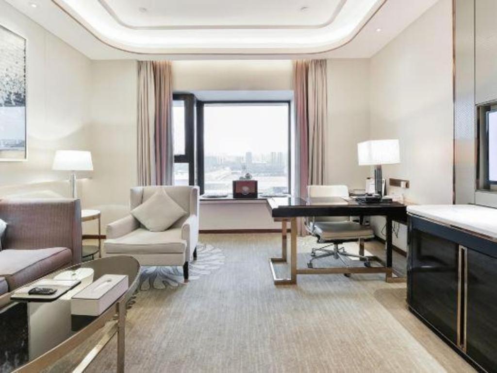 Wyndham Grand Plaza Royale Huayu Chongqing Hotel Exterior foto