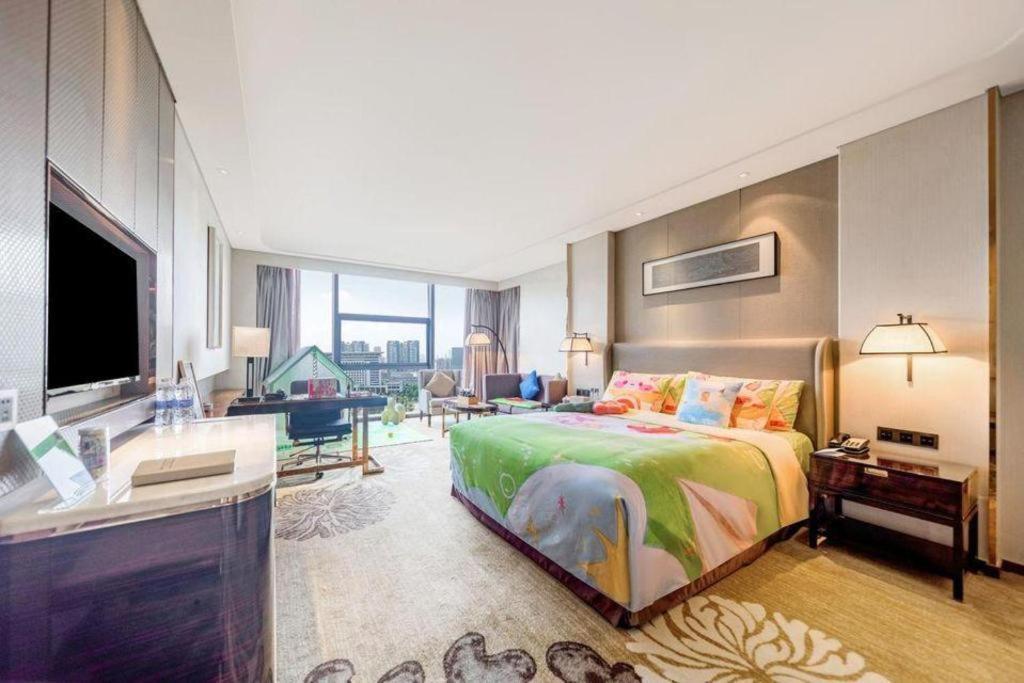 Wyndham Grand Plaza Royale Huayu Chongqing Hotel Exterior foto