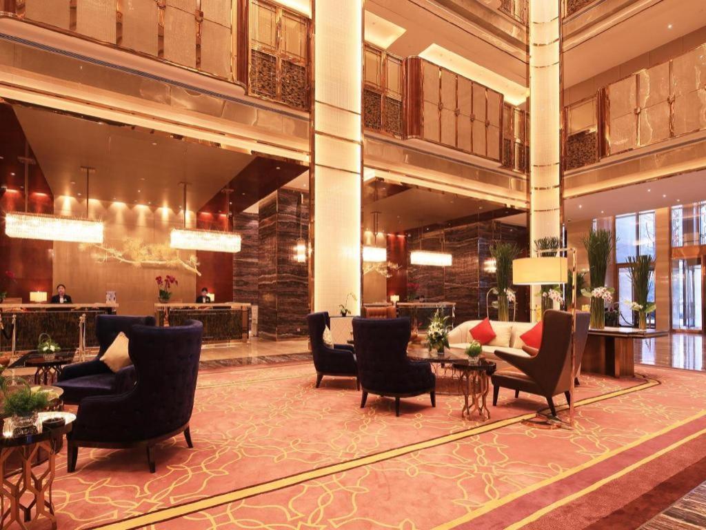 Wyndham Grand Plaza Royale Huayu Chongqing Hotel Exterior foto